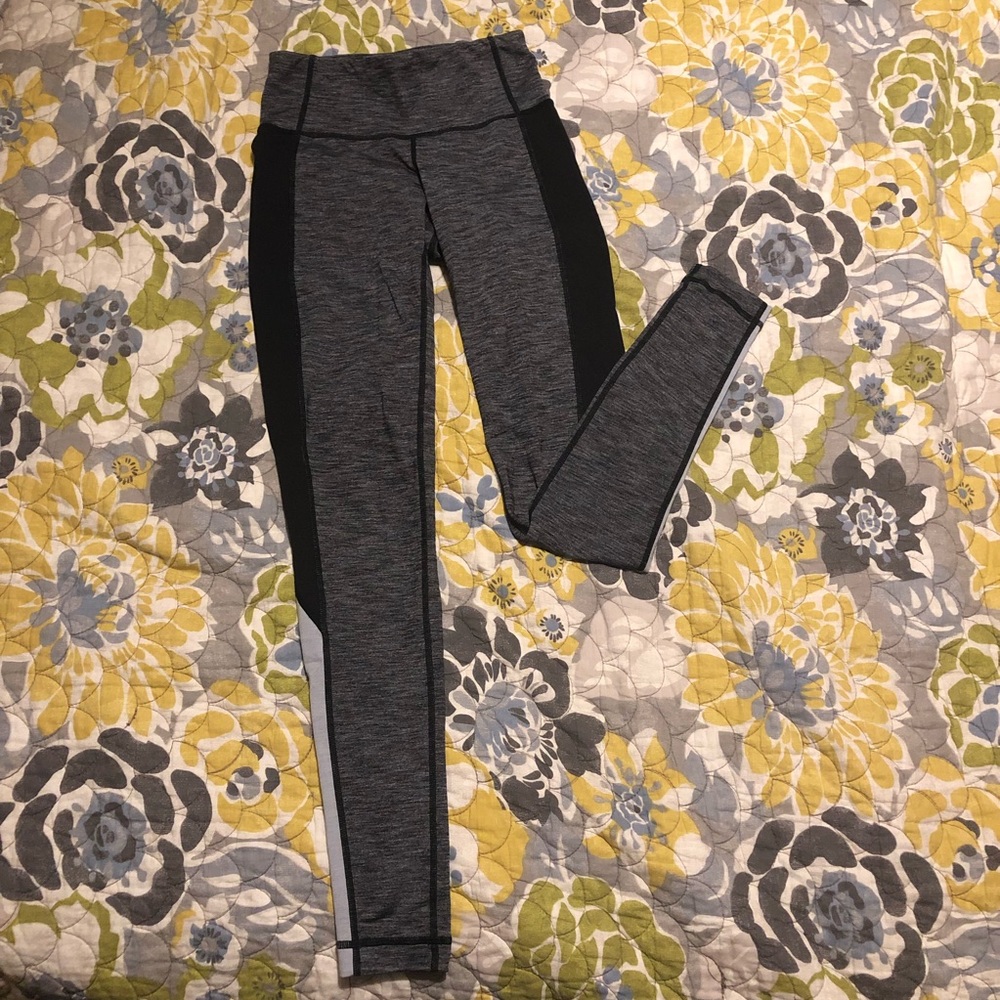 Athleta grey & black leggings